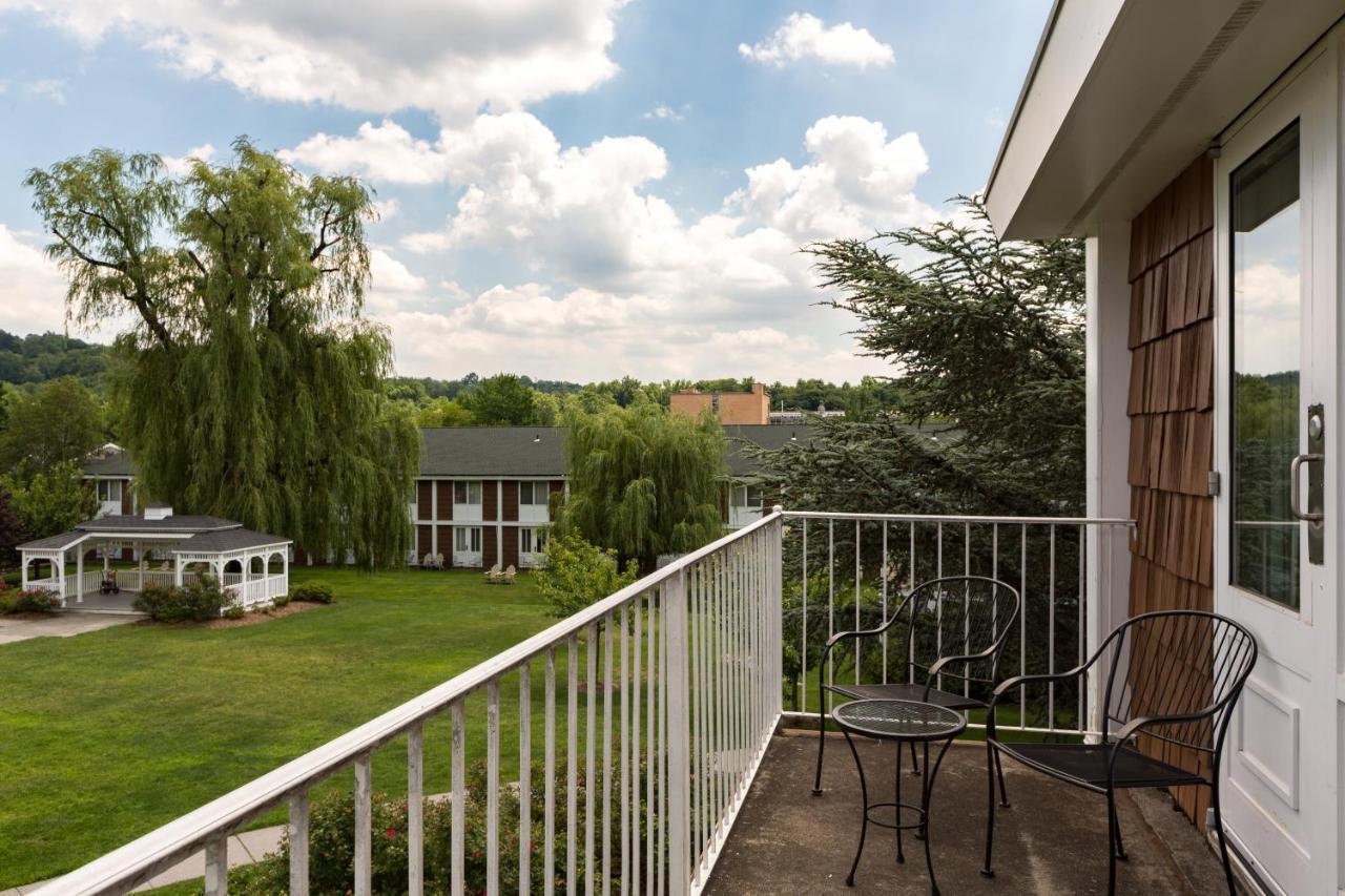Sleepy Hollow Hotel Tarrytown Exteriör bild